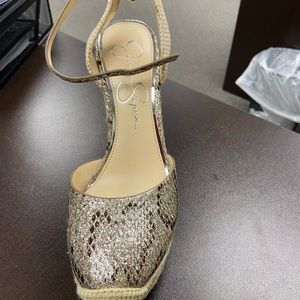 Womens Jessica Simpson wedges, never worn, no box